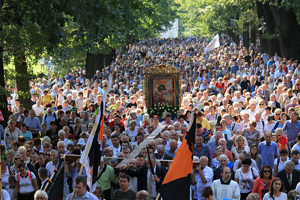 Kalwaria Zebrzydowska (UNESCO) - procesión con el icono de la Virgen María de Kalwaria Zebrzydowska - www.kalwaria.eu