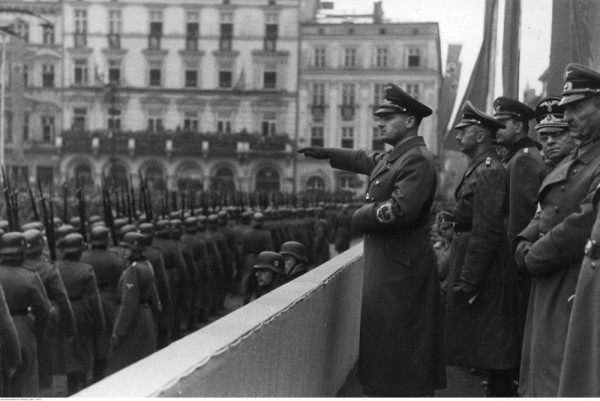 Heinrich Himmler y Hans Frank en Cracovia