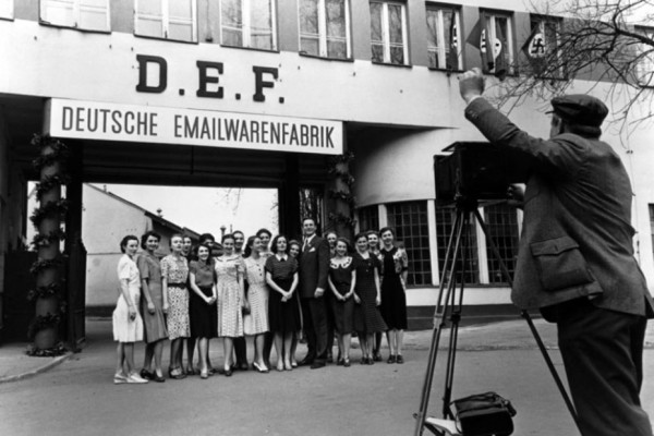 La Fábrica de Schindler en Cracovia - un cuadro de la película «La lista de Schindler»